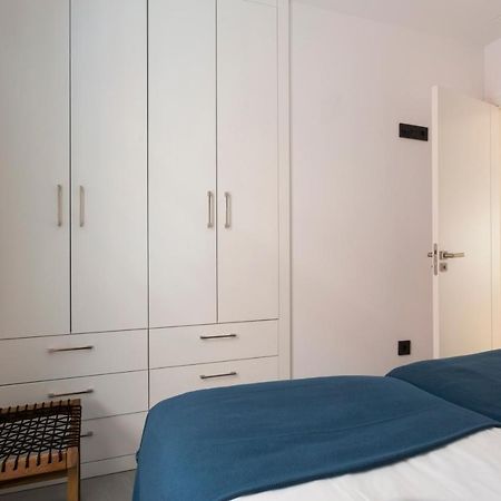Apartamentos Bajeles Sevilla Urban Esterno foto